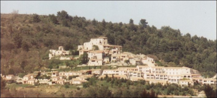 Village de Montpezat en Provence.